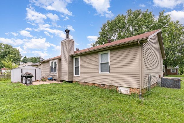624 Doane Dr, Clarksville, TN 37042