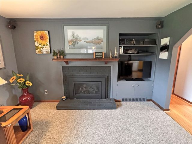1044 North Greece Road, Greece, NY 14626