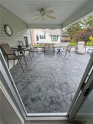 1044 North Greece Road, Greece, NY 14626