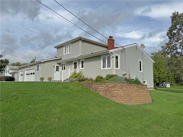 1044 North Greece Road, Greece, NY 14626