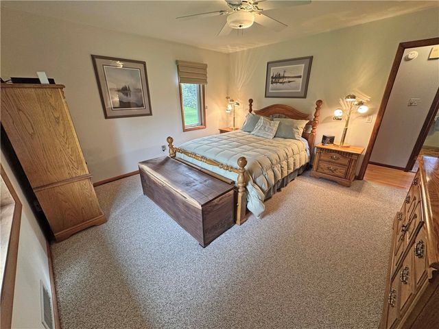 1044 North Greece Road, Greece, NY 14626