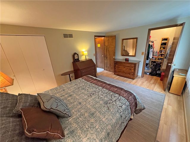 1044 North Greece Road, Greece, NY 14626