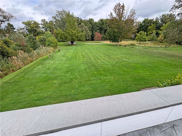 1044 North Greece Road, Greece, NY 14626