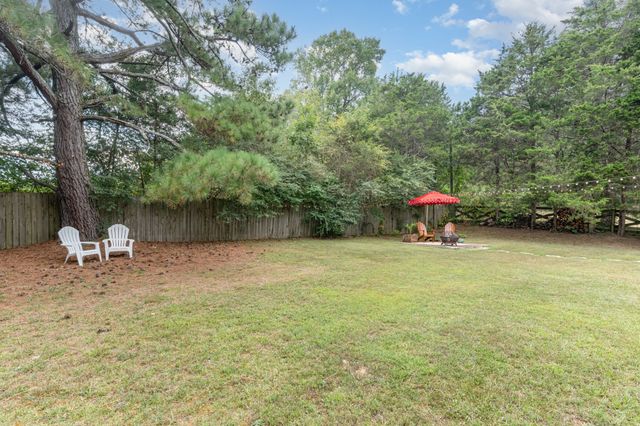 7316 Chester Rd, Fairview, TN 37062