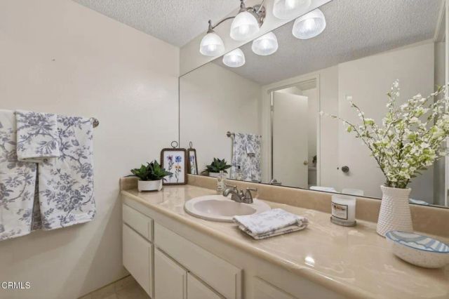 1191 Cambria Court, Camarillo, CA 93010