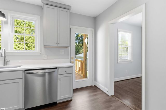 21 Kay Drive, Greenville, SC 29605