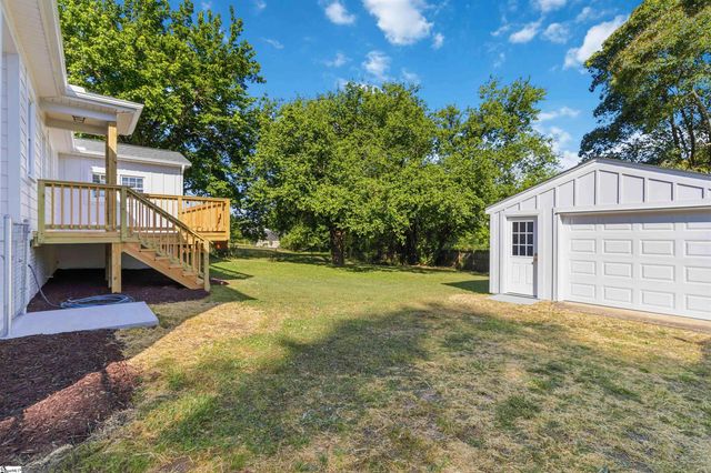 21 Kay Drive, Greenville, SC 29605