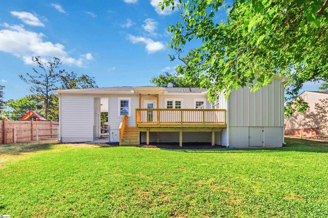 21 Kay Drive, Greenville, SC 29605