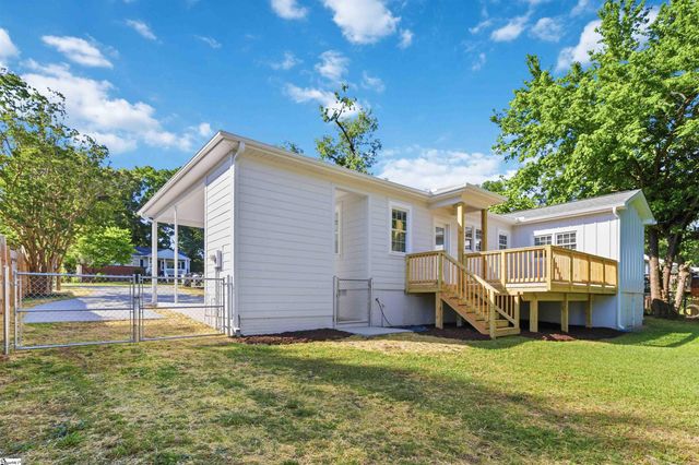 21 Kay Drive, Greenville, SC 29605