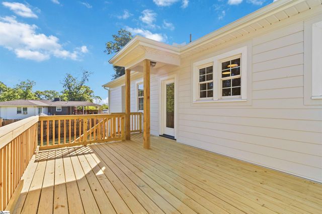 21 Kay Drive, Greenville, SC 29605