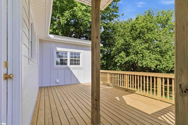 21 Kay Drive, Greenville, SC 29605