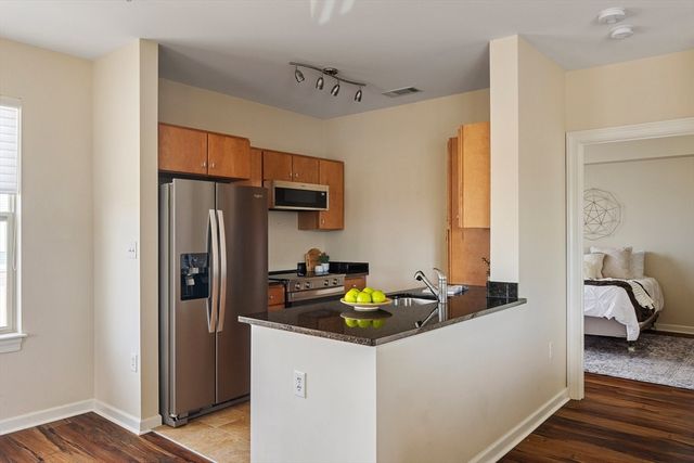 4 Repton Cir 4213, Watertown, MA 02472