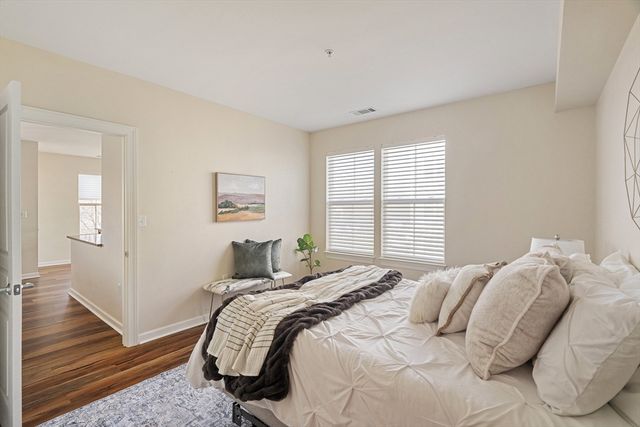 4 Repton Cir 4213, Watertown, MA 02472