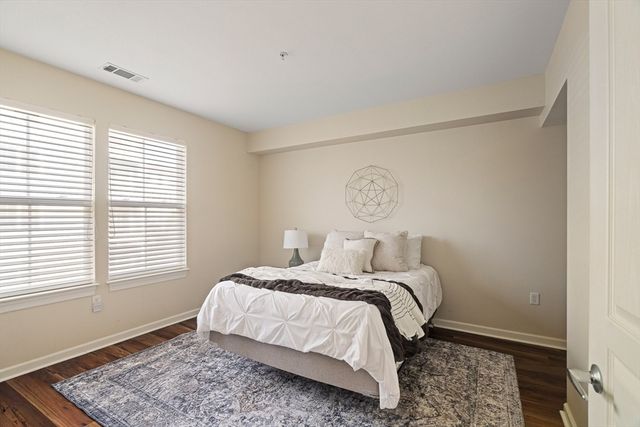 4 Repton Cir 4213, Watertown, MA 02472