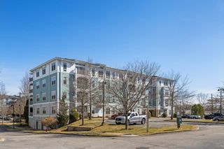 4 Repton Cir 4213, Watertown, MA 02472