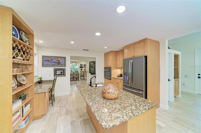 3705 62ND STREET E, Bradenton, FL 34208