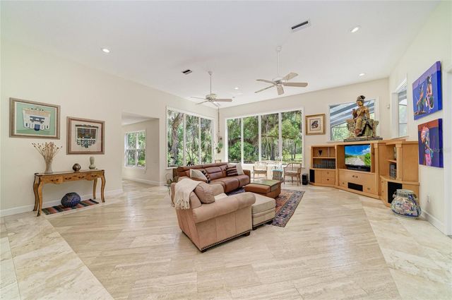 3705 62ND STREET E, Bradenton, FL 34208