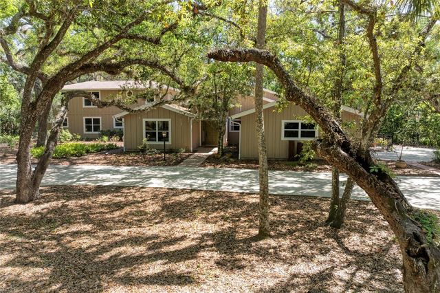 3705 62ND STREET E, Bradenton, FL 34208