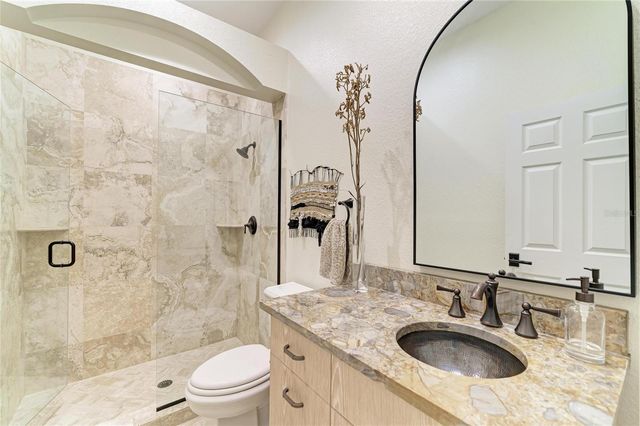 3705 62ND STREET E, Bradenton, FL 34208