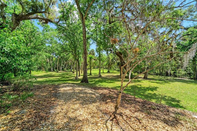 3705 62ND STREET E, Bradenton, FL 34208