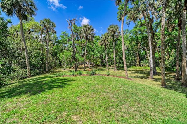 3705 62ND STREET E, Bradenton, FL 34208