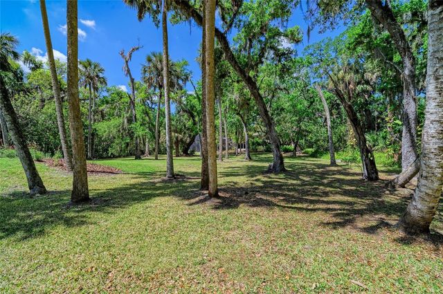 3705 62ND STREET E, Bradenton, FL 34208