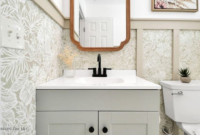 4910 Alamance Drive SE, Southport, NC 28461