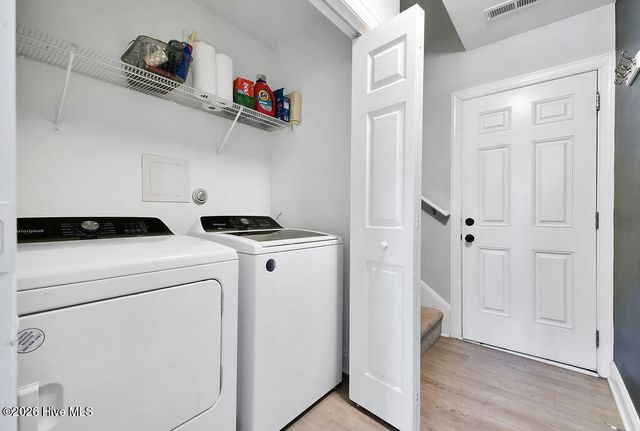 4910 Alamance Drive SE, Southport, NC 28461