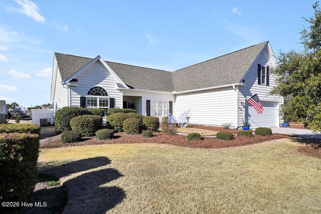 4910 Alamance Drive SE, Southport, NC 28461