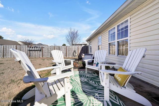 4910 Alamance Drive SE, Southport, NC 28461