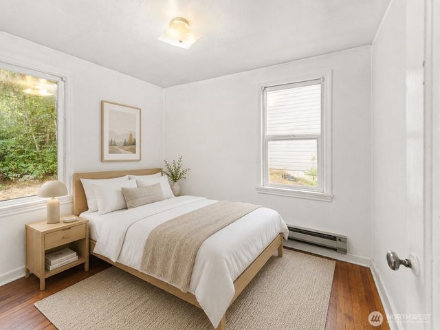 406 Windsor Way NE, Renton, WA 98056
