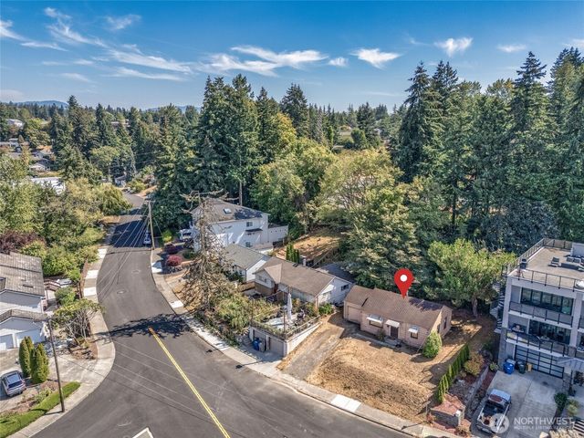 406 Windsor Way NE, Renton, WA 98056