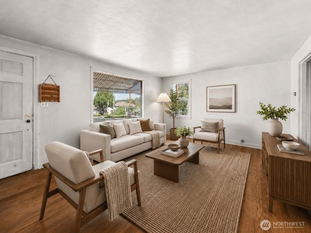 406 Windsor Way NE, Renton, WA 98056