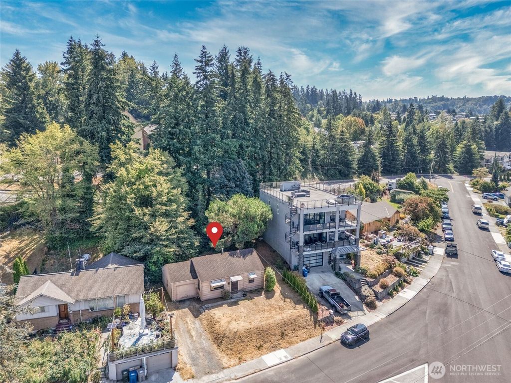 406 Windsor Way NE, Renton, WA 98056
