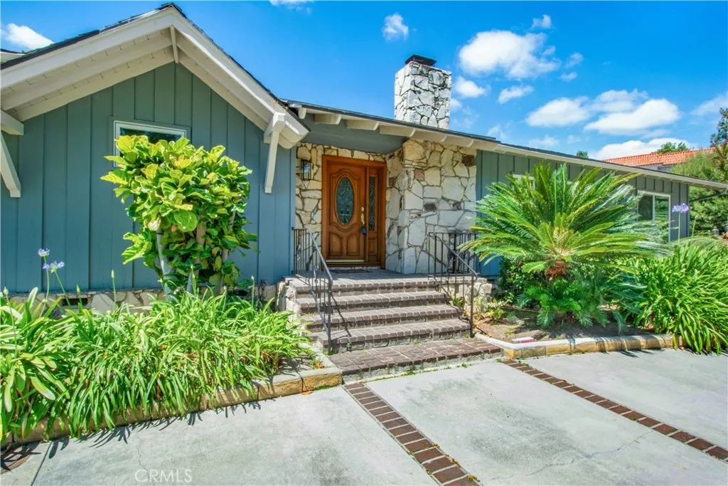 1333 Mayapan Rd, La Habra Heights, CA 90631