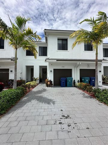 10943 SW 233rd St, Homestead, FL 33032