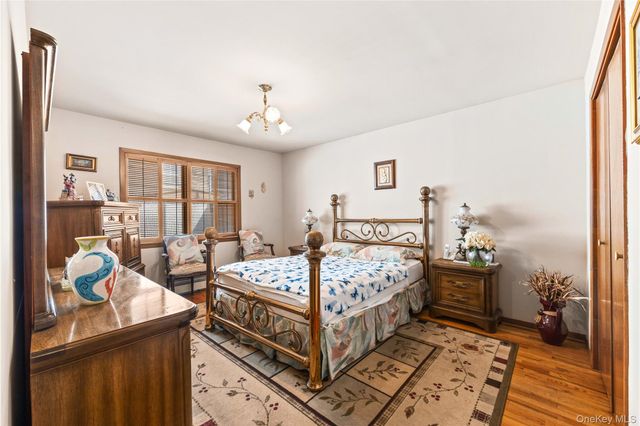 900 Vincent Avenue, Bronx, NY 10465