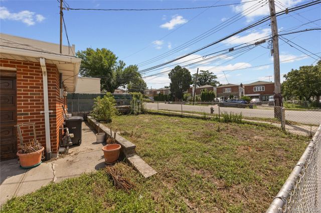 900 Vincent Avenue, Bronx, NY 10465