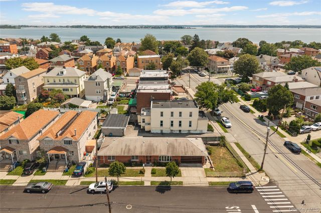 900 Vincent Avenue, Bronx, NY 10465