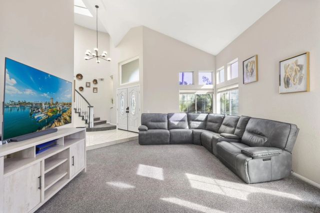5151 Via Mindanao, Oceanside, CA 92057