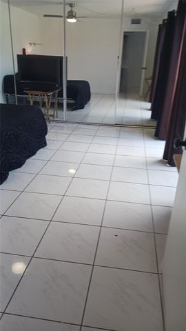 3310 Meridian Way A, Palm Beach Gardens, FL 33410