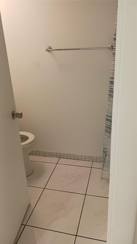 3310 Meridian Way A, Palm Beach Gardens, FL 33410