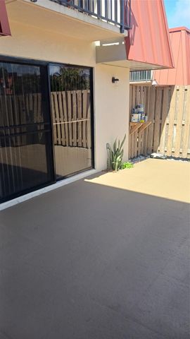 3310 Meridian Way A, Palm Beach Gardens, FL 33410