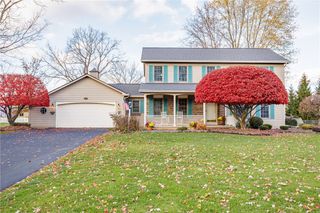 165 Woodleaf, Henrietta, NY 14534
