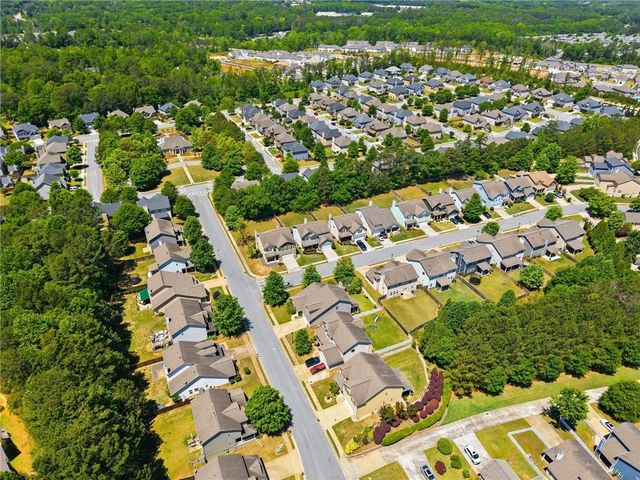 6 Thomaston Street, Newnan, GA 30263