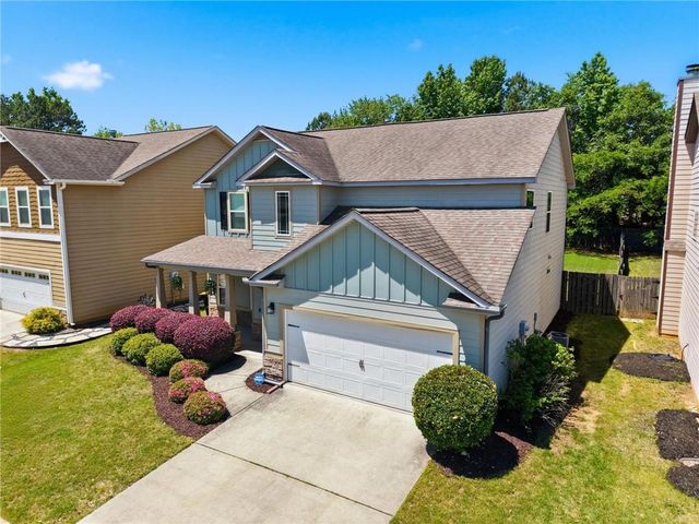 6 Thomaston Street, Newnan, GA 30263