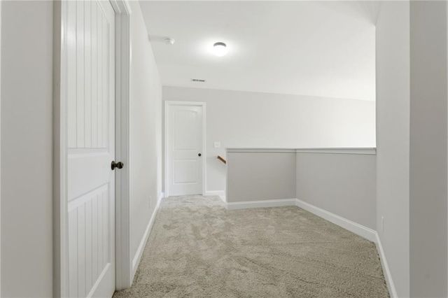 6 Thomaston Street, Newnan, GA 30263