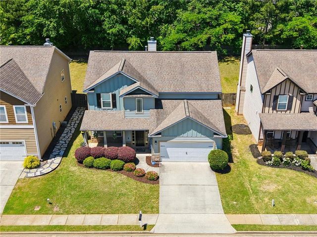 6 Thomaston Street, Newnan, GA 30263