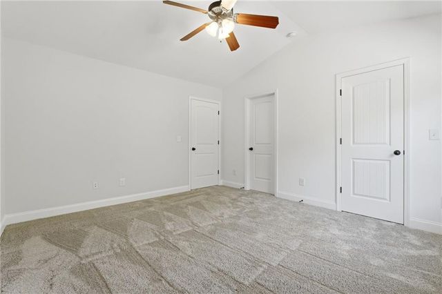 6 Thomaston Street, Newnan, GA 30263