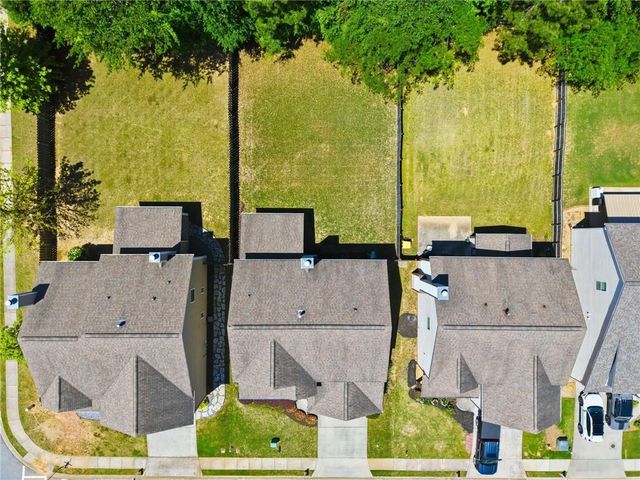 6 Thomaston Street, Newnan, GA 30263
